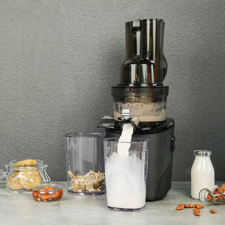 REVO830 WHOLE SLOW JUICER